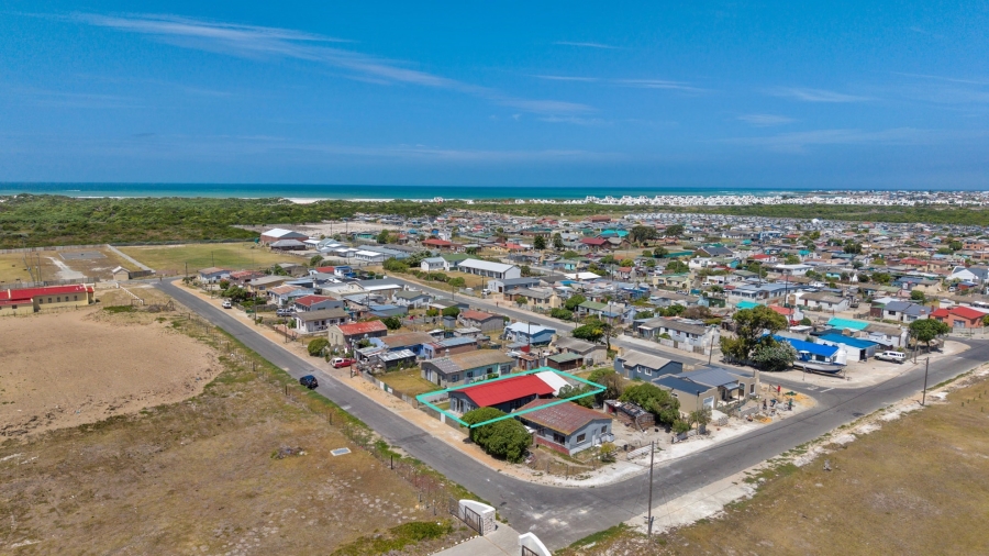 3 Bedroom Property for Sale in Struisbaai Western Cape